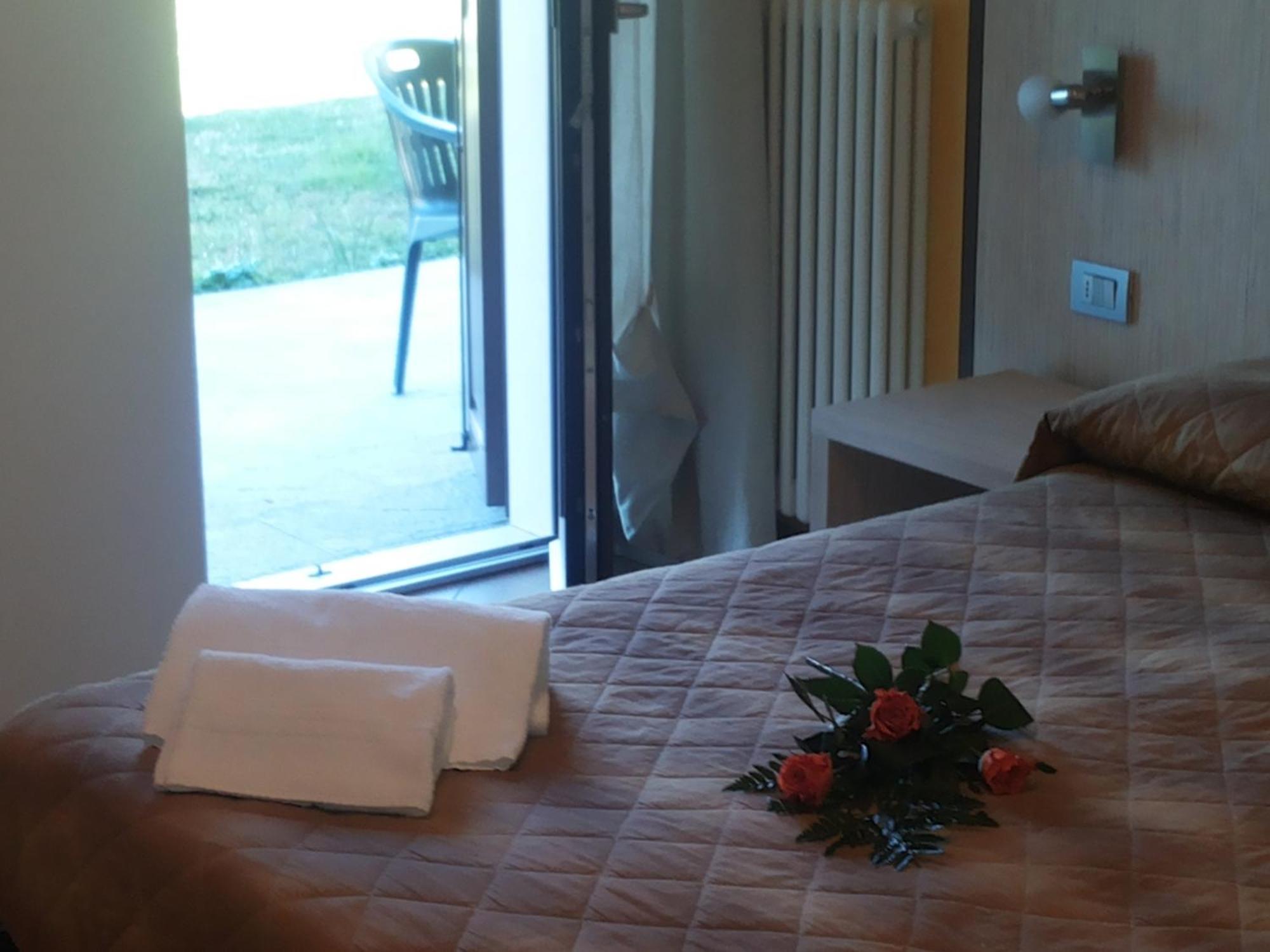 Agritur Arcosole B&B Camping ห้อง รูปภาพ